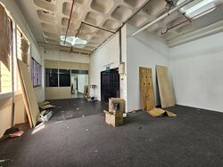 Hillview Warehouse (D23), Factory #568313701